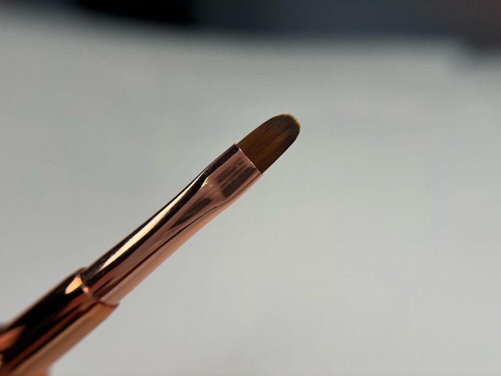Kolinsky Crystal Oval Brush #6